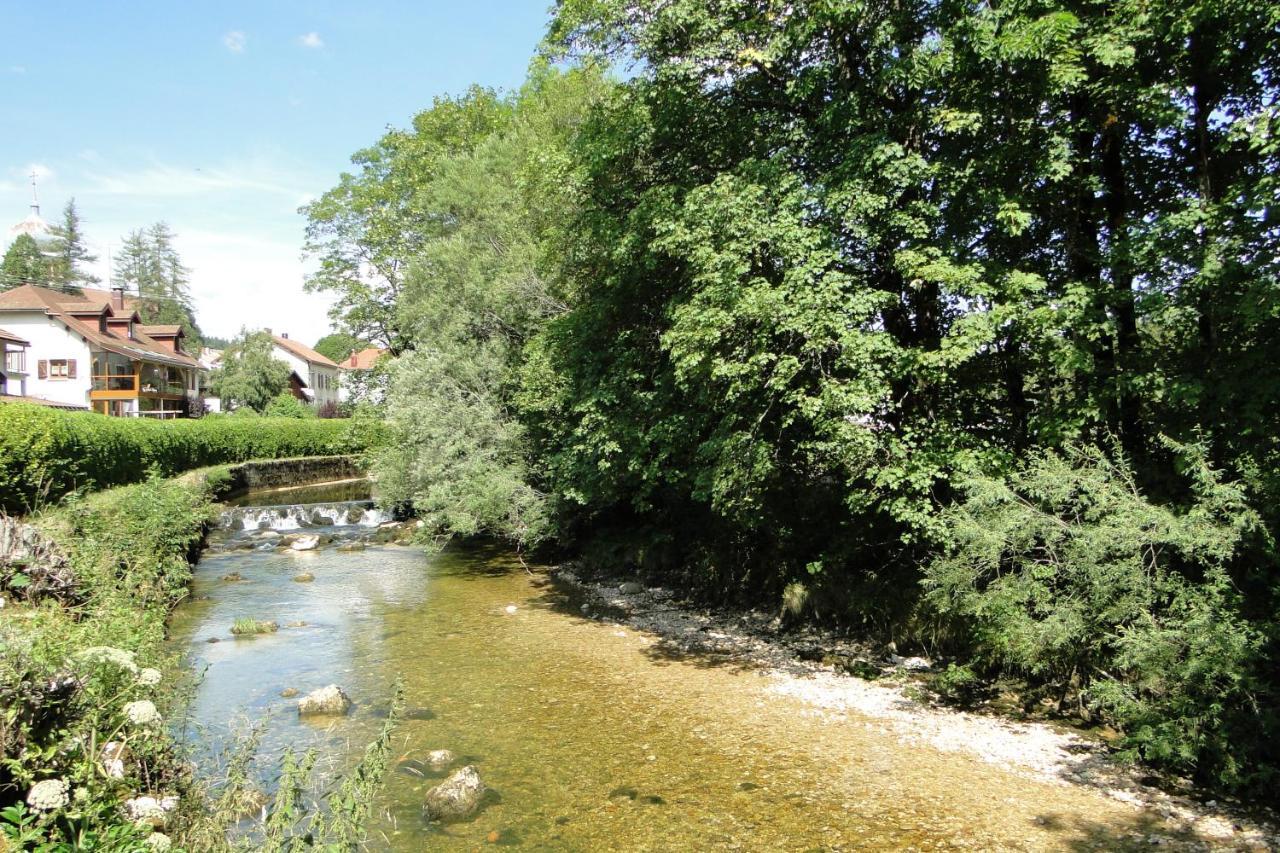 Gite 295 Montagnes Du Jura Avec Spa Et Sauna Classe 3 Etoiles Foncine-le-Haut Kültér fotó