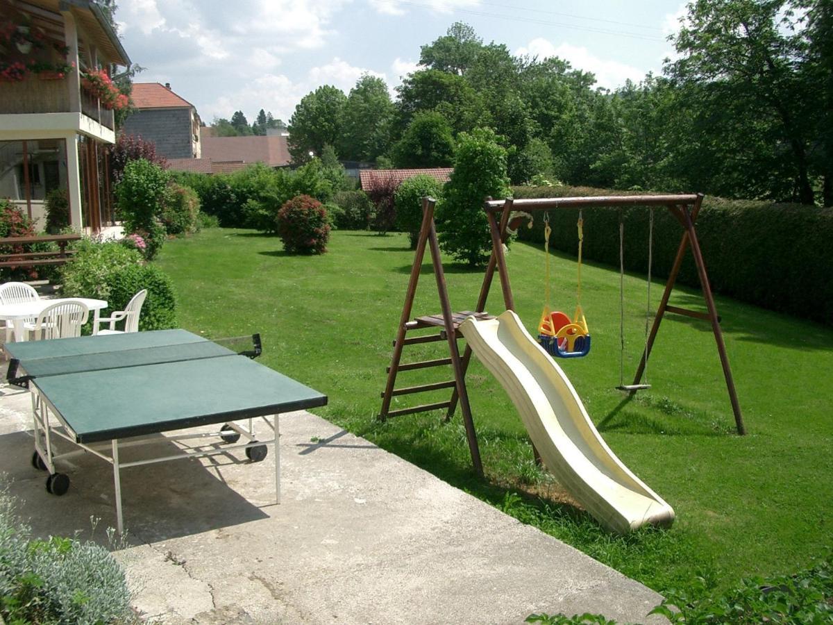 Gite 295 Montagnes Du Jura Avec Spa Et Sauna Classe 3 Etoiles Foncine-le-Haut Kültér fotó